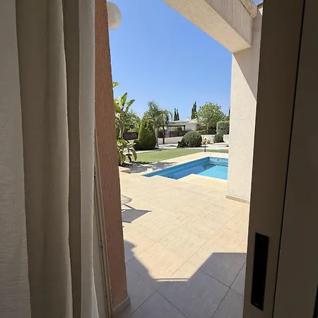 Villa Eden Escape, Your Private Paradise Latchi